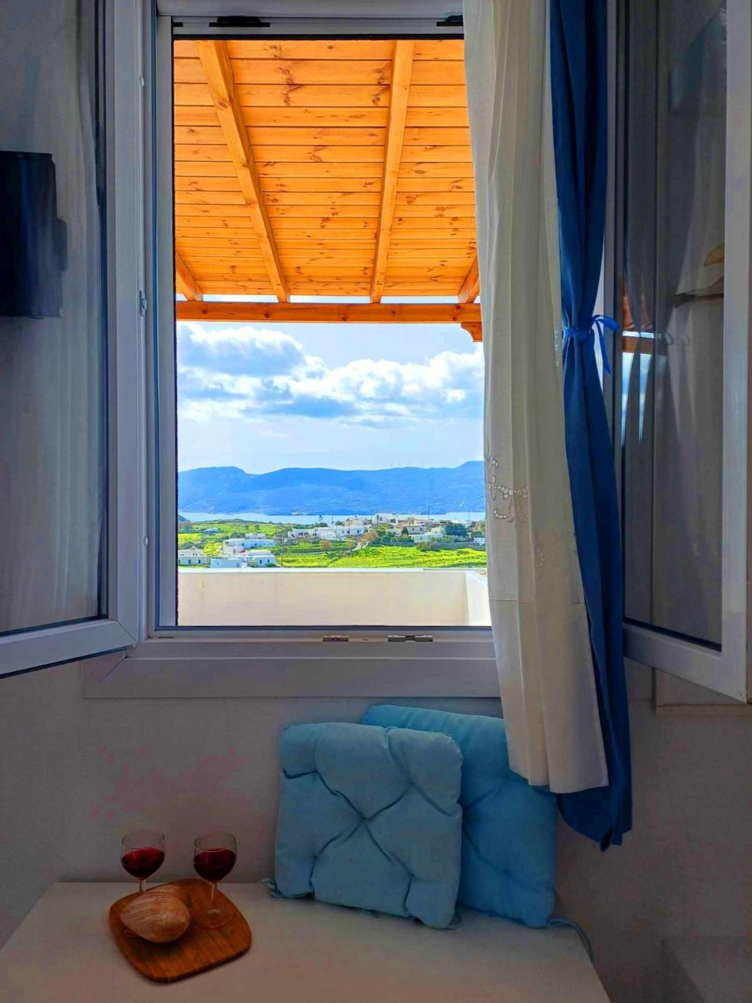Georgia Rooms Milos Pláka Mílu Kültér fotó